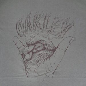 OAKLEY SURF HANDS TURNED INTO OCEAN WAVES - GRAY LARGE T-SHIRT L388